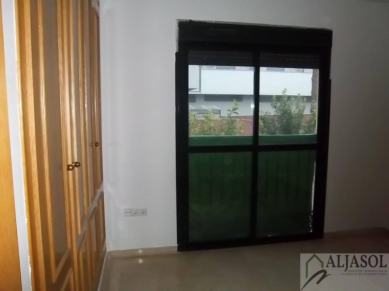 For sale of house in Bormujos