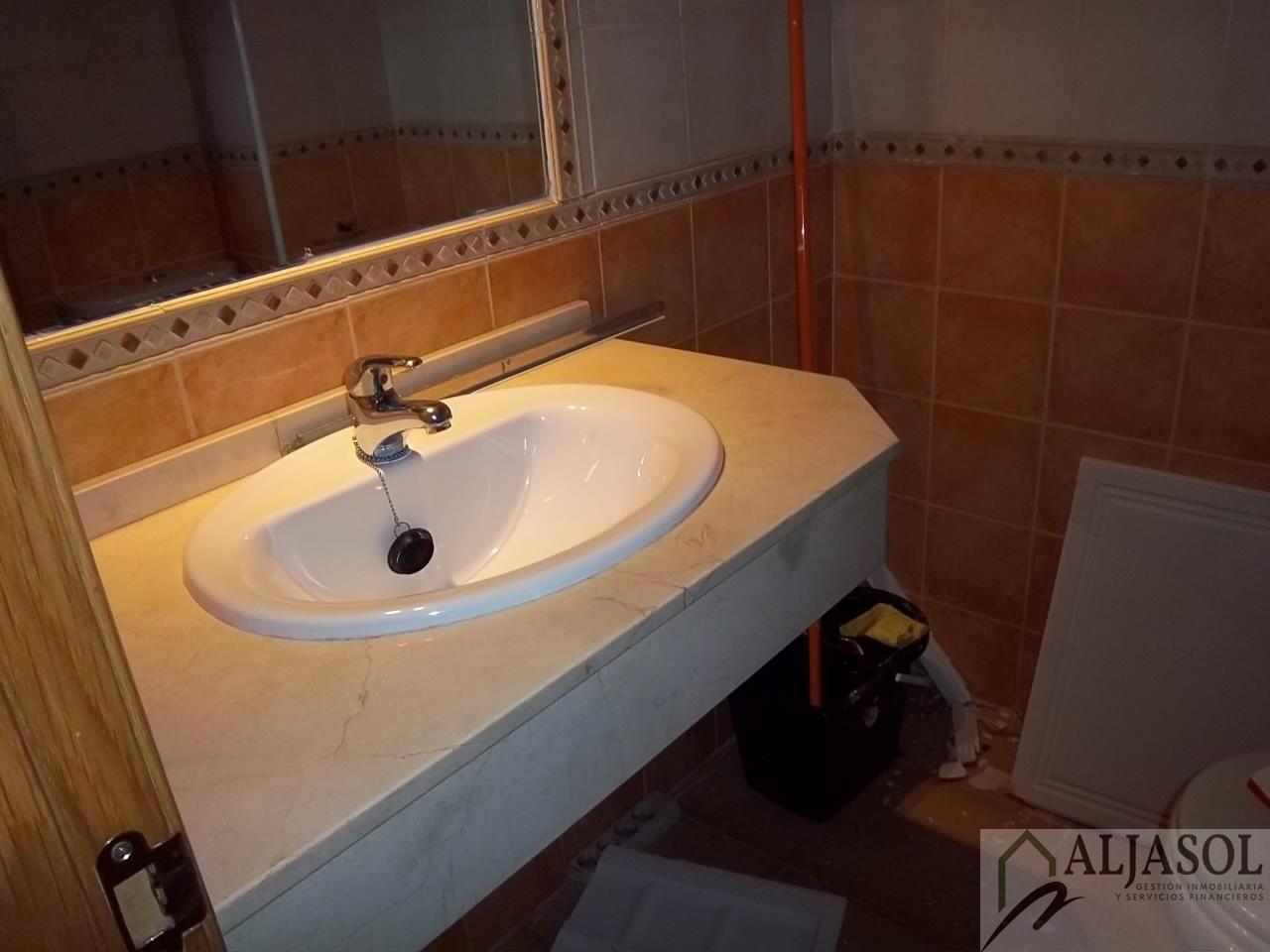 For sale of house in Bormujos