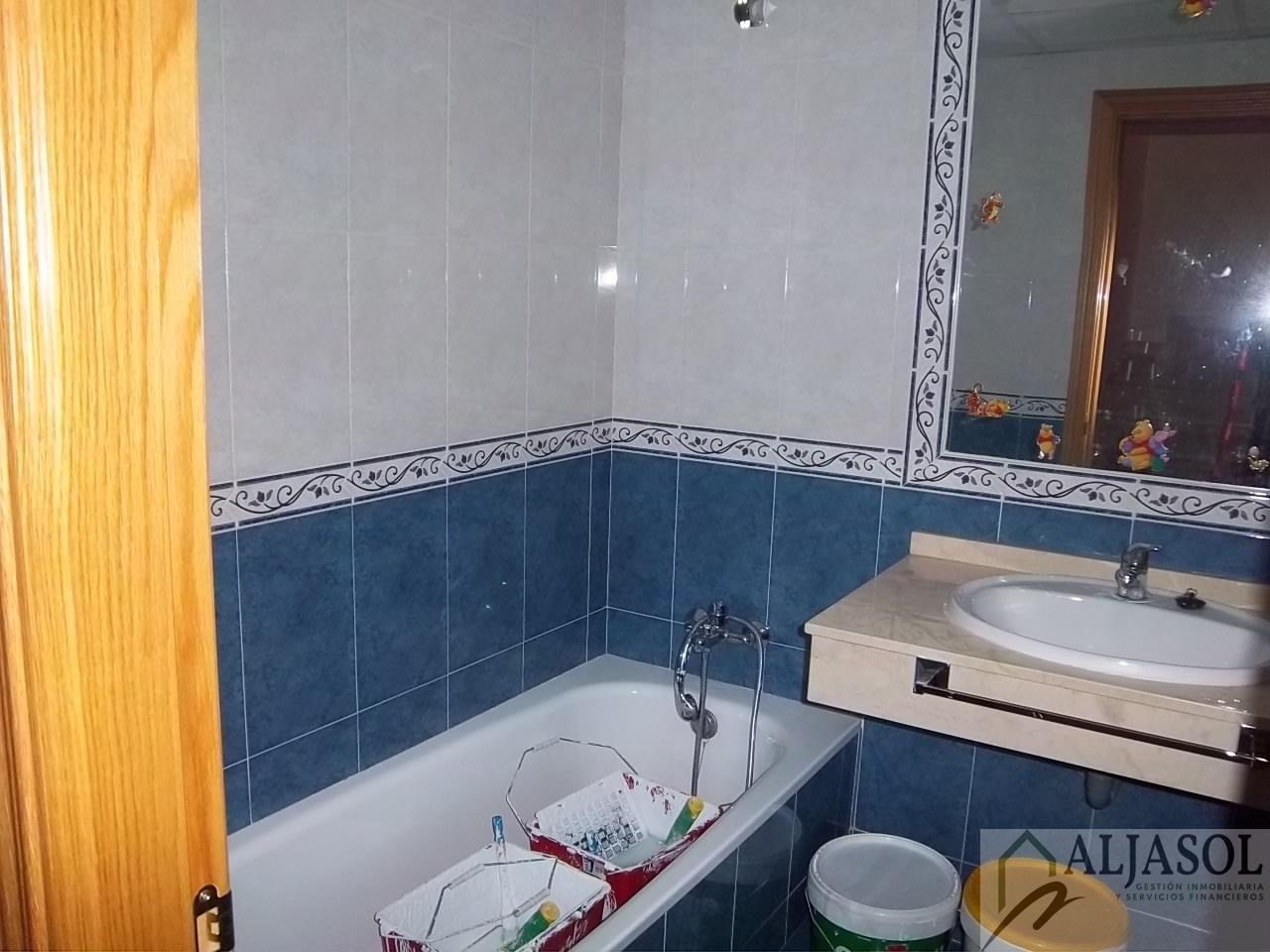 For sale of house in Bormujos