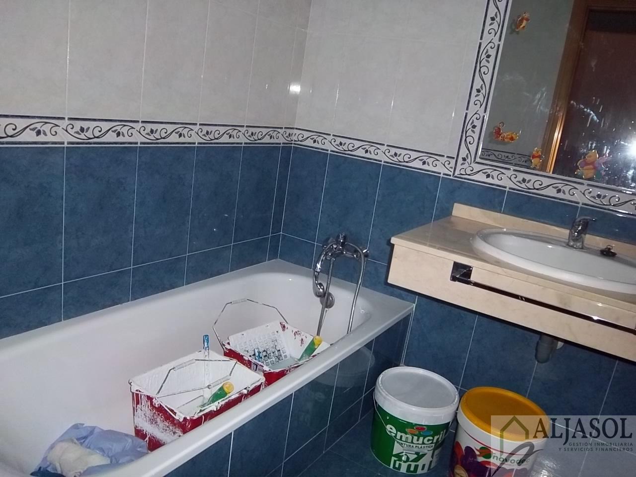 For sale of house in Bormujos