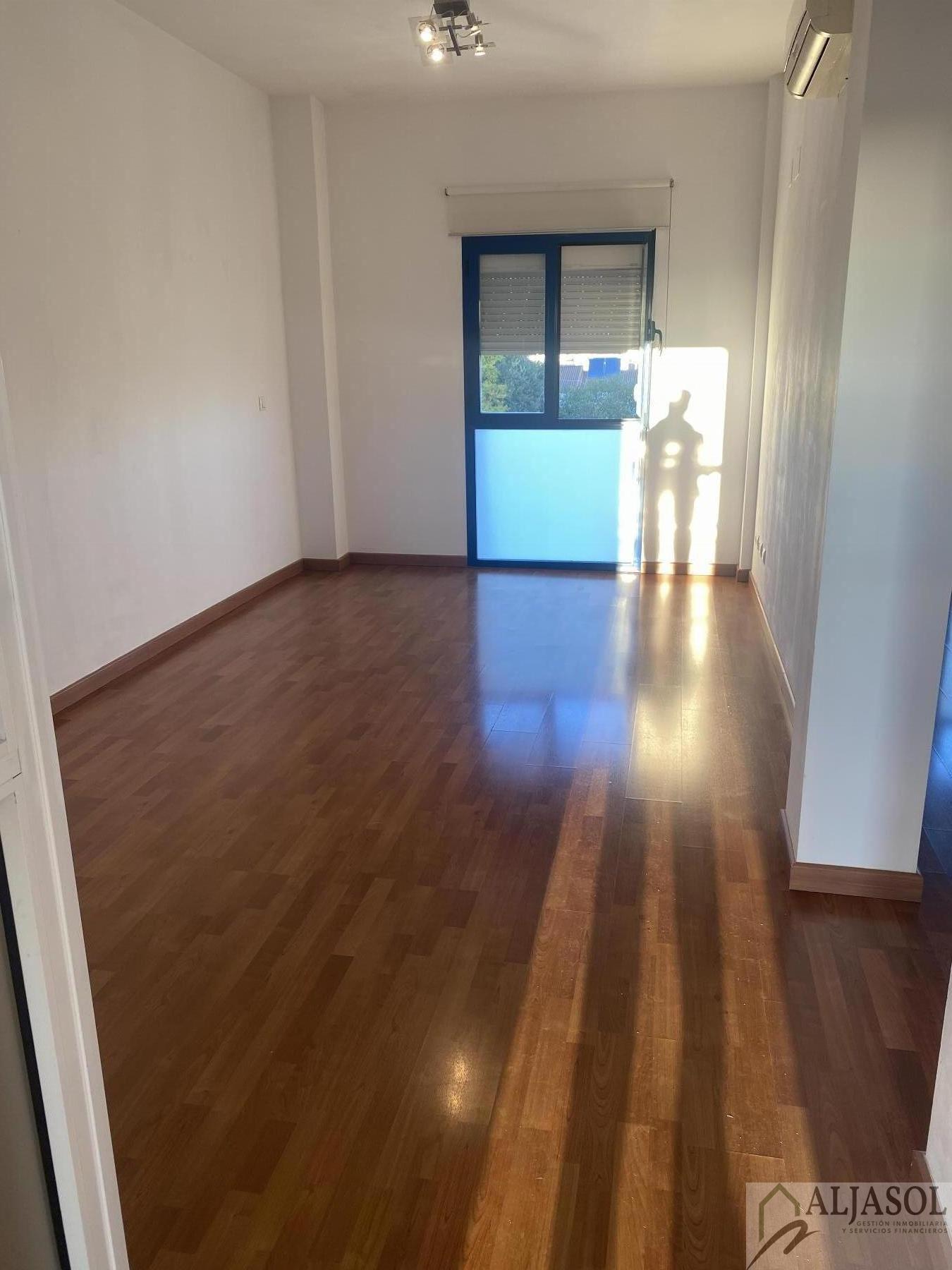 For rent of flat in Bormujos