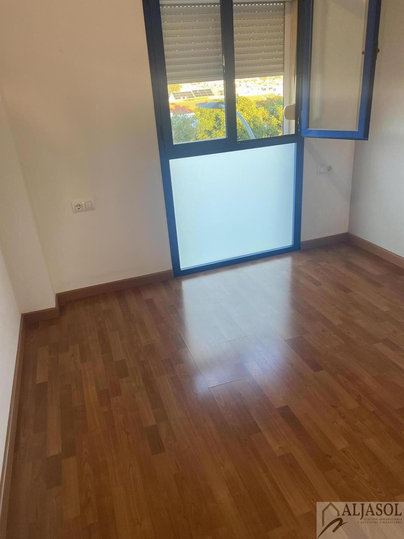 For rent of flat in Bormujos