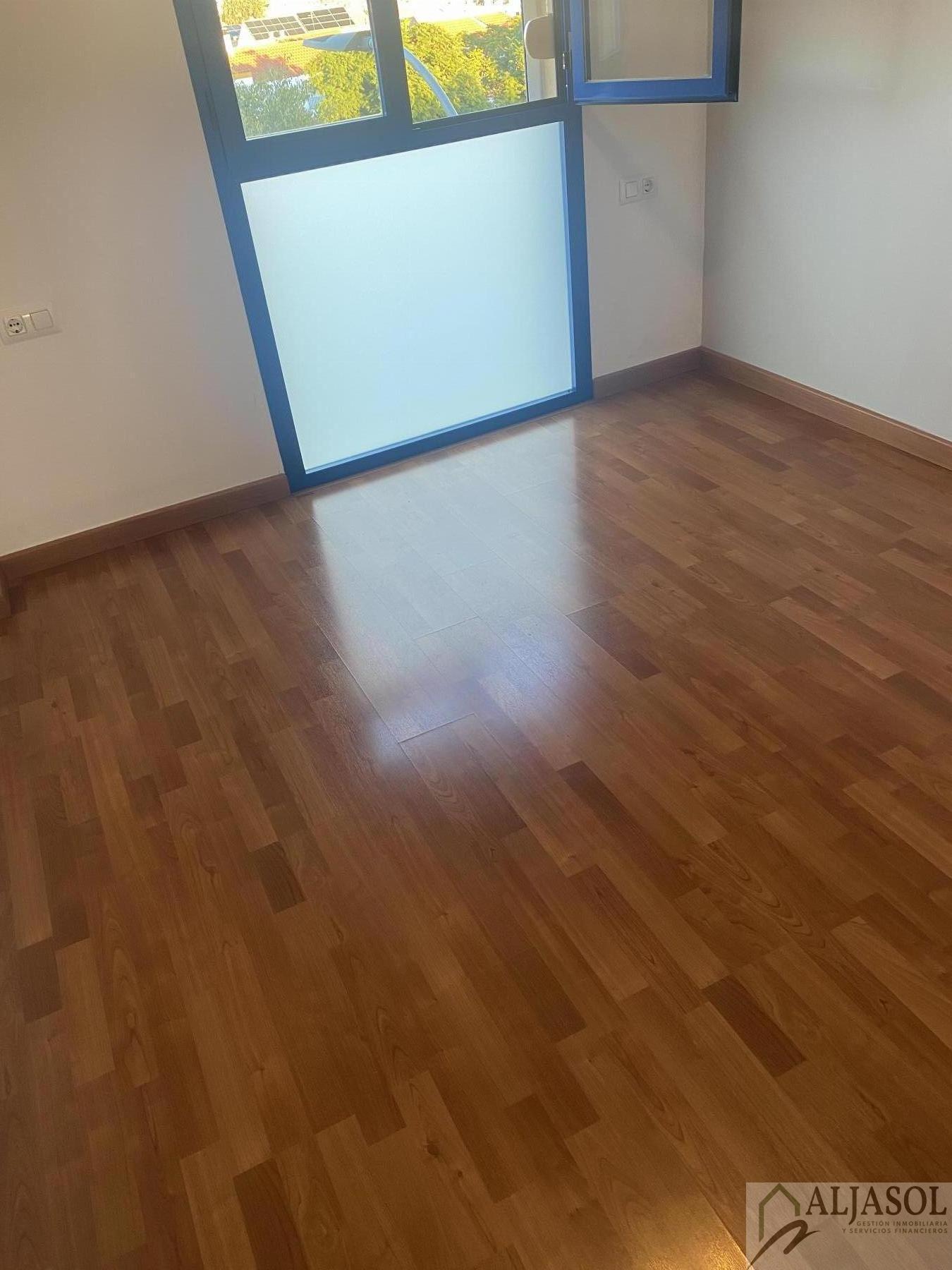 For rent of flat in Bormujos