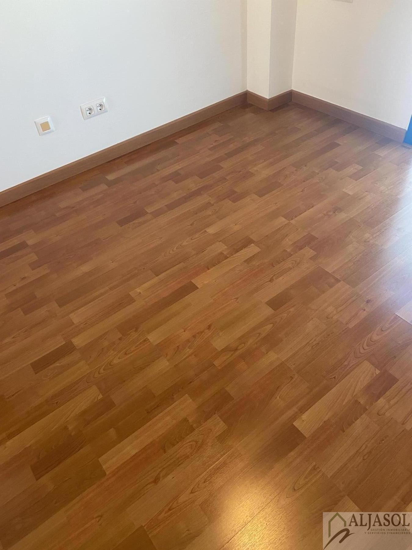 For rent of flat in Bormujos