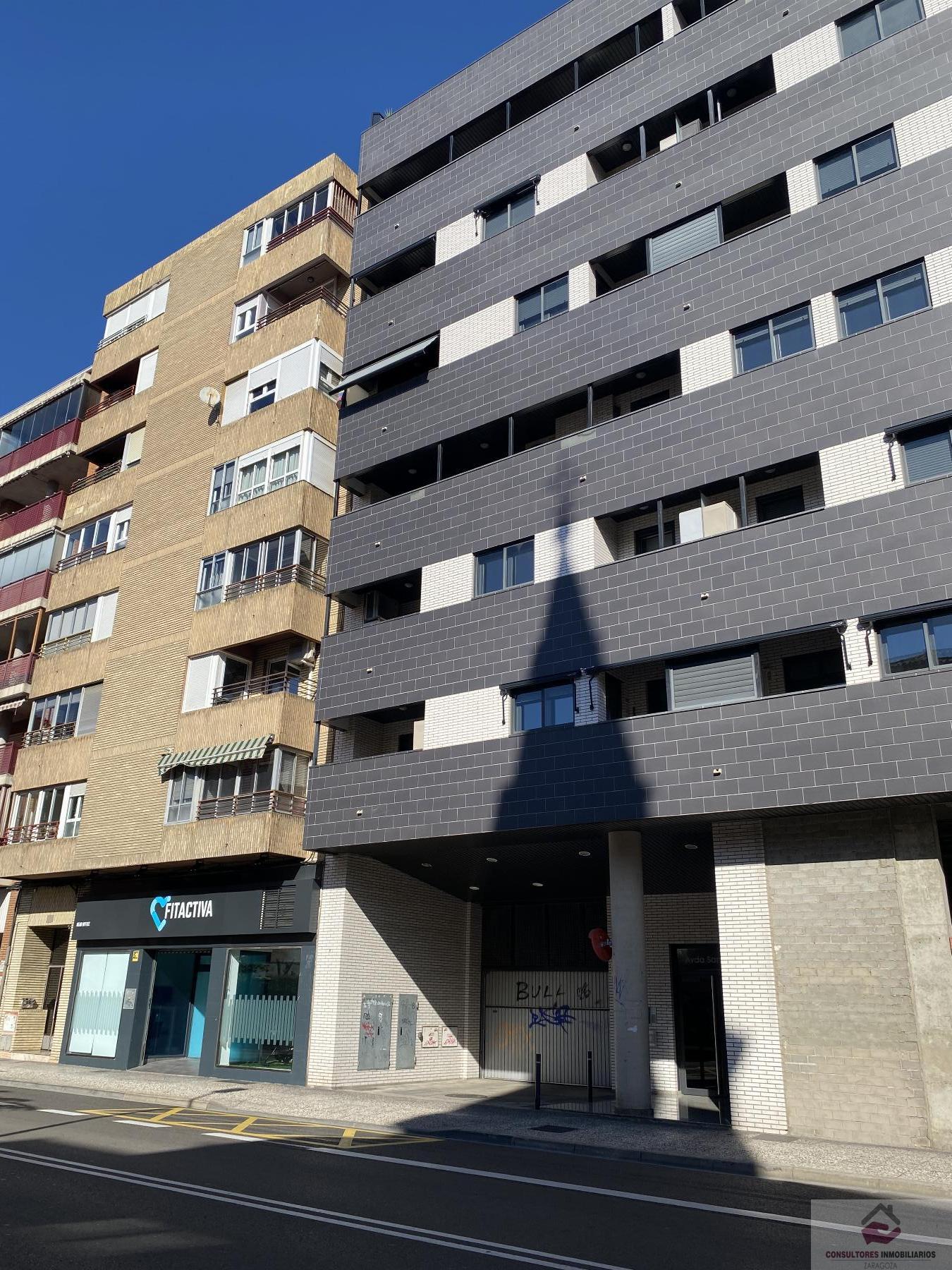 Venta de local en Zaragoza