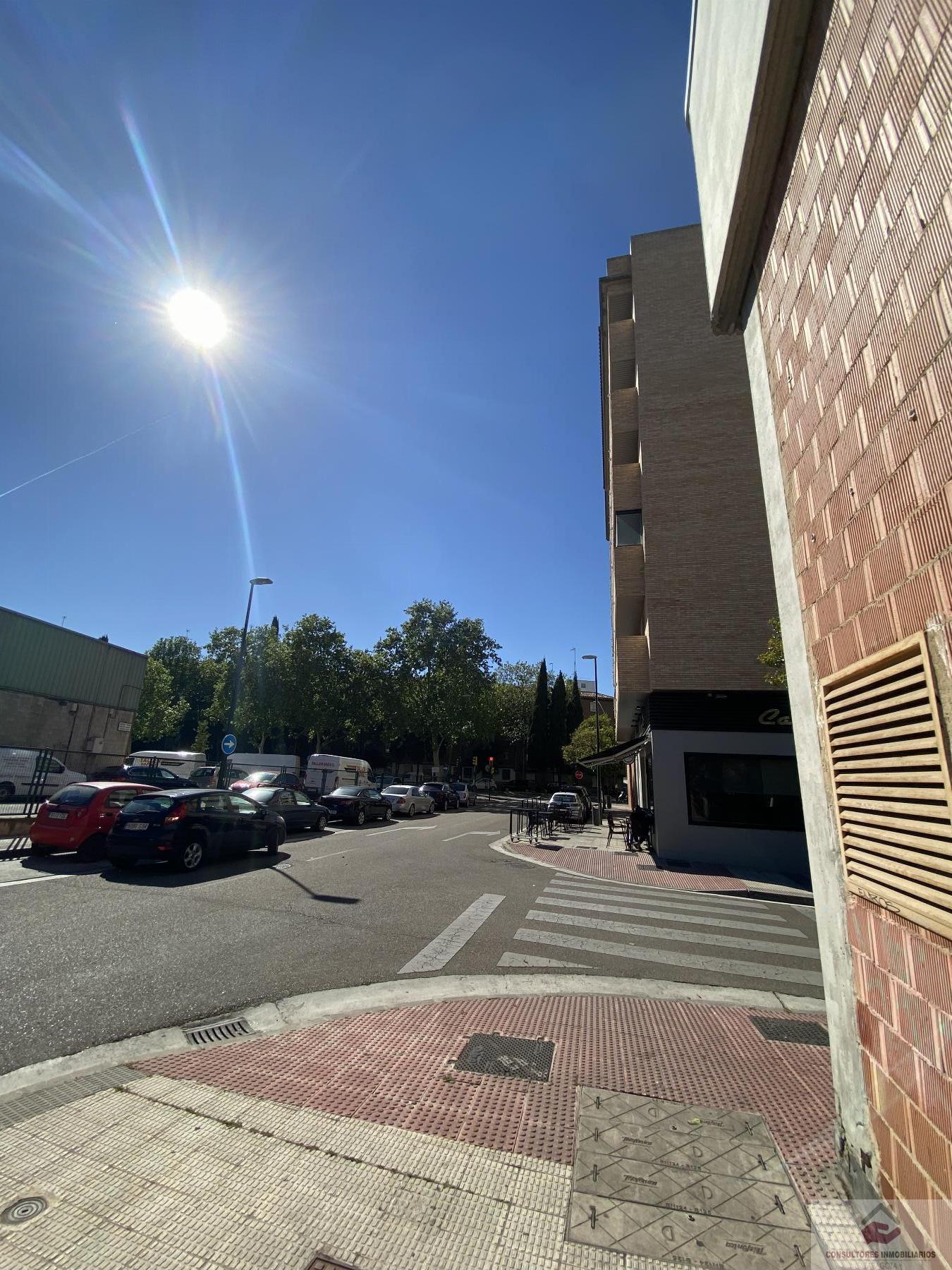 Venta de local en Zaragoza
