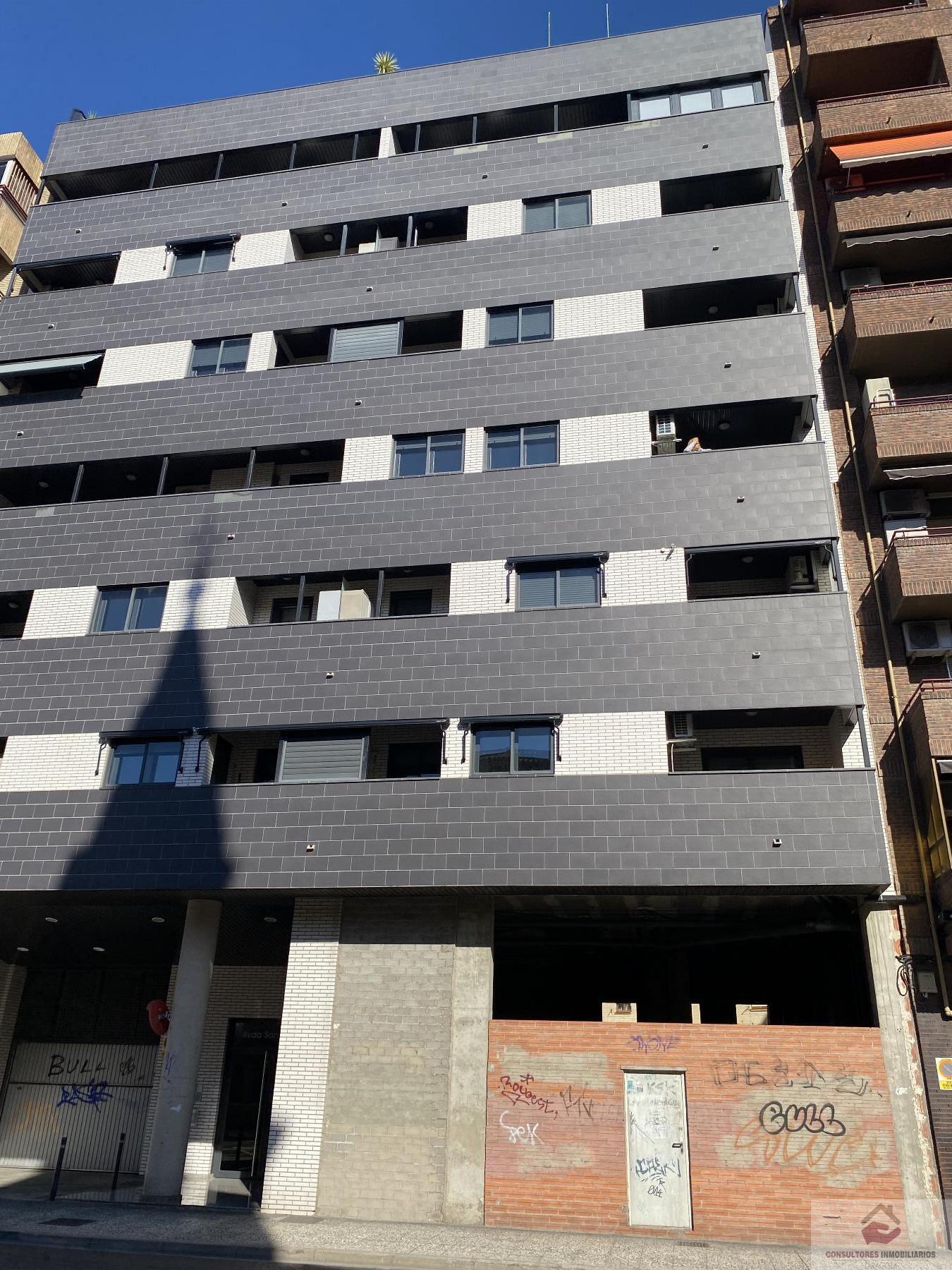 Venta de local en Zaragoza