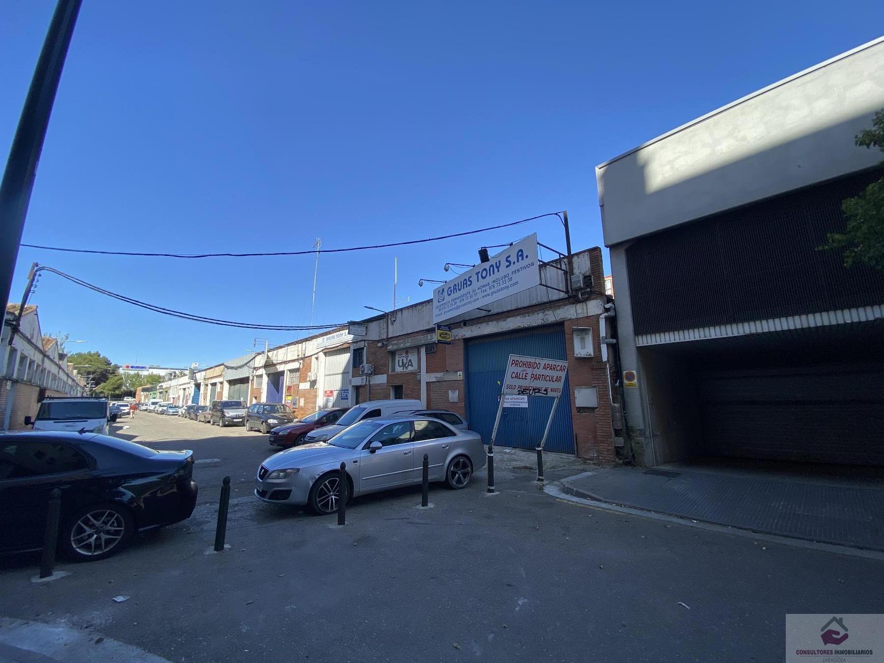 Venta de local en Zaragoza