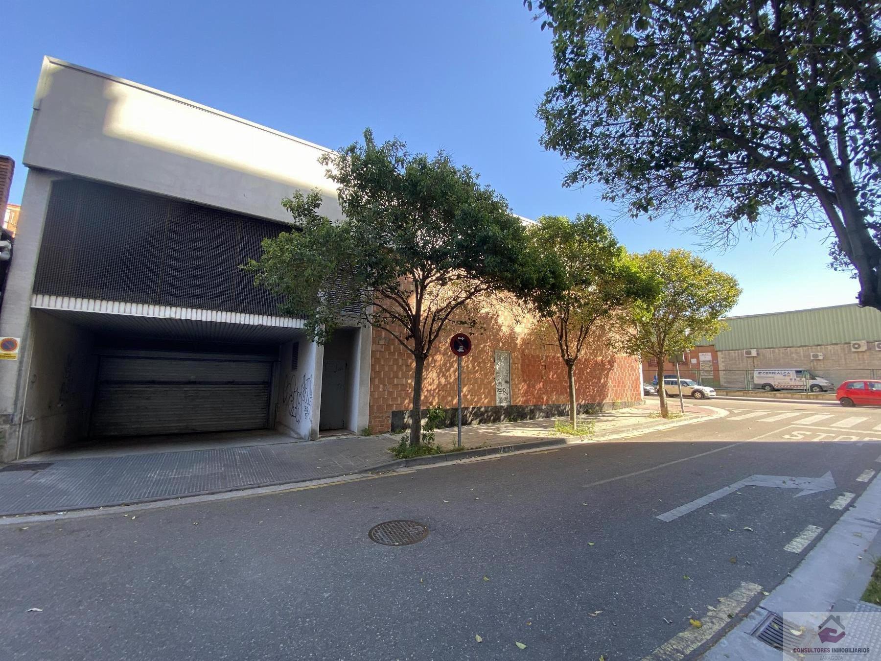 Venta de local en Zaragoza