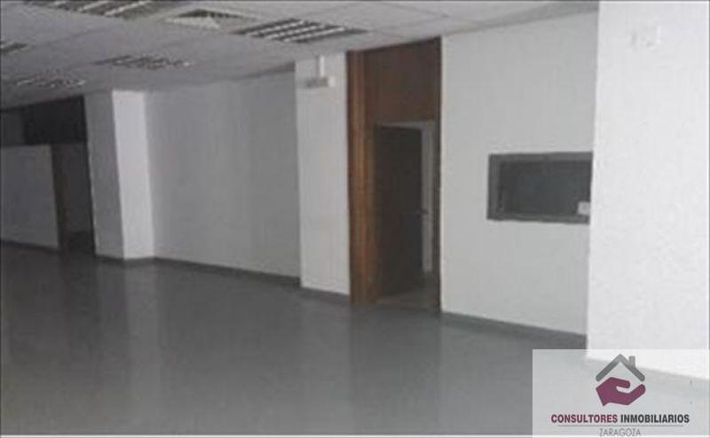 For sale of commercial in Zaragoza