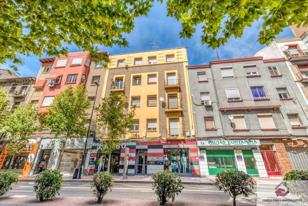 For sale of flat in Zaragoza