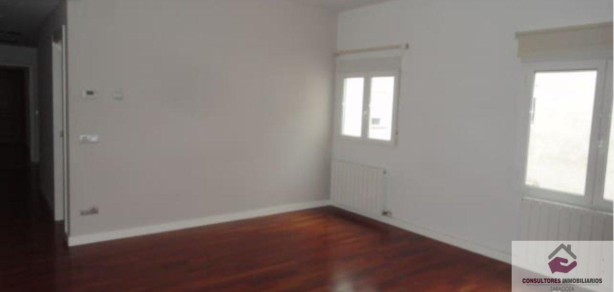 Venta de piso en Zaragoza
