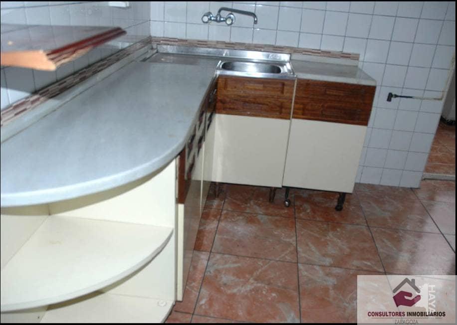 For sale of flat in Alcañiz