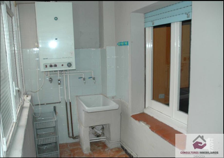 For sale of flat in Alcañiz