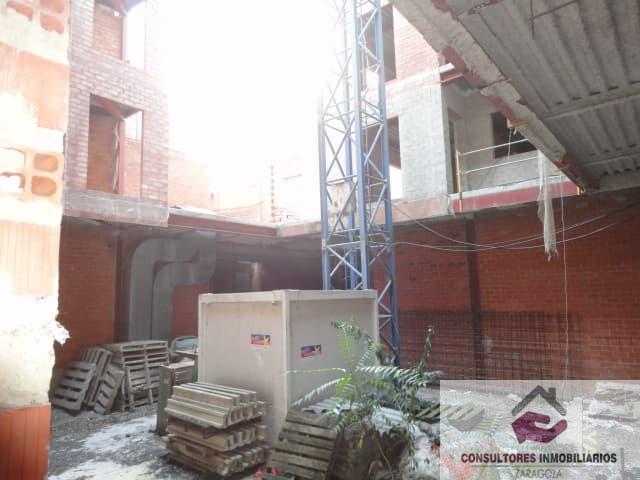 For sale of flat in Zaragoza