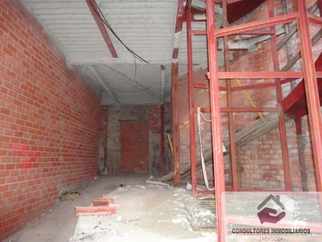 For sale of flat in Zaragoza