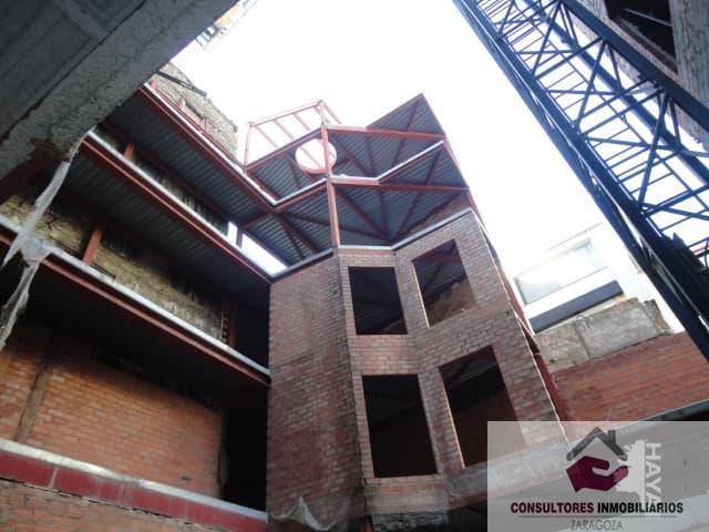 For sale of flat in Zaragoza