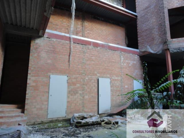 For sale of flat in Zaragoza