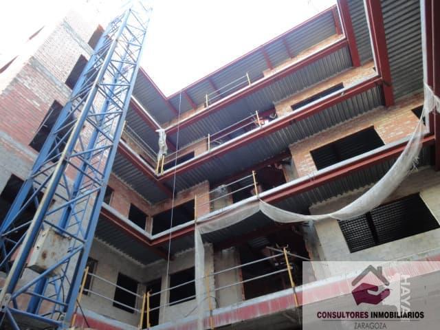 For sale of flat in Zaragoza