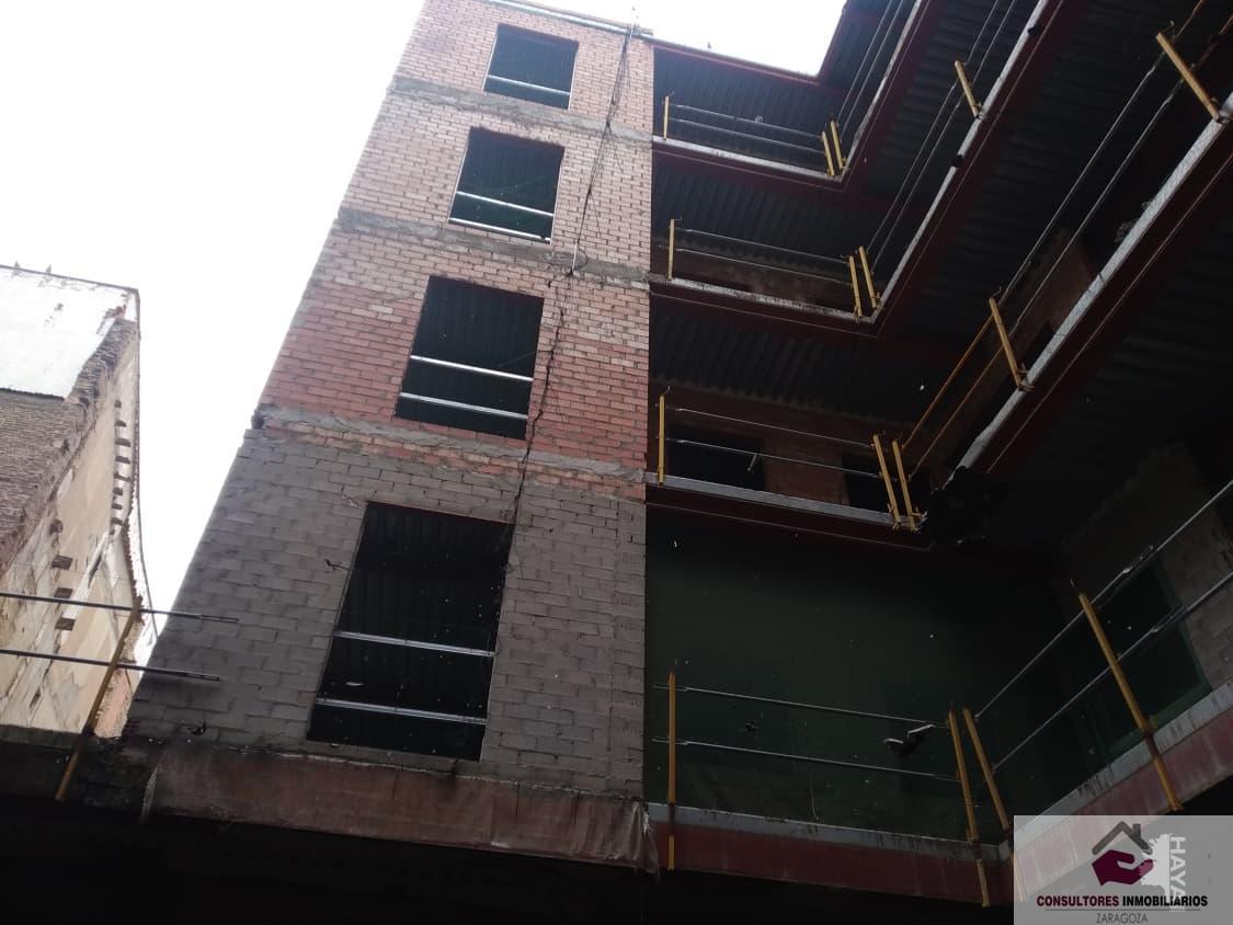 For sale of flat in Zaragoza