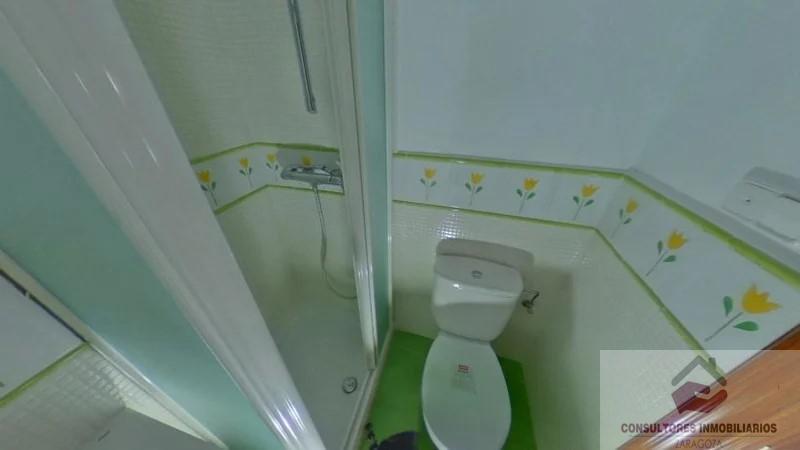 For sale of flat in Zaragoza