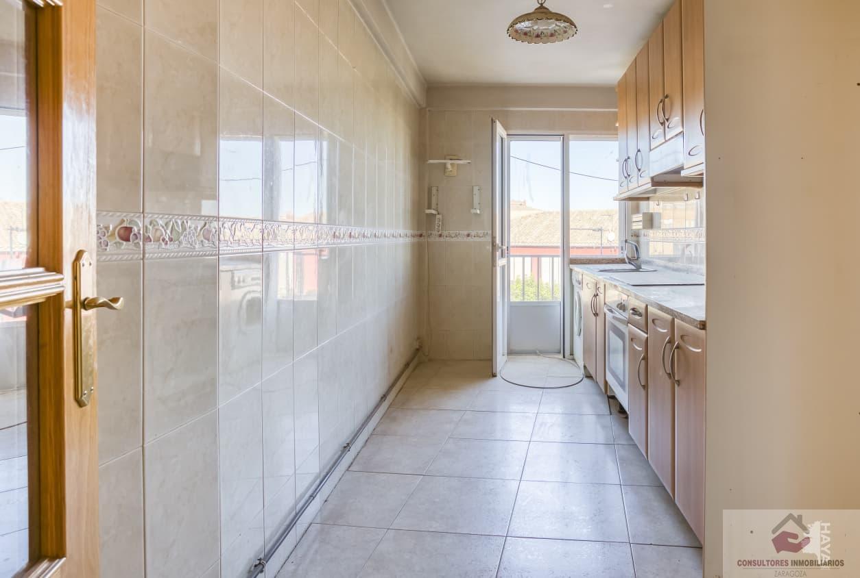 For sale of flat in Alagón