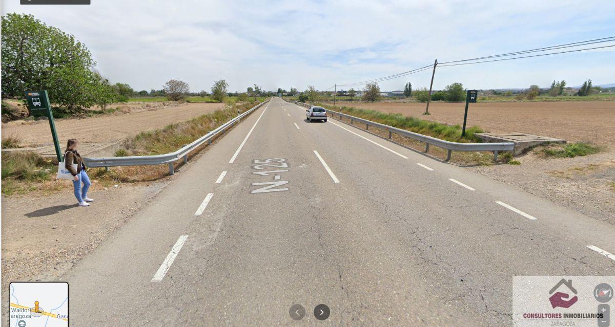 For sale of land in Zaragoza