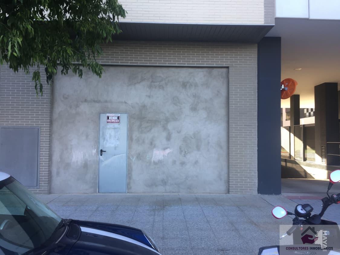 Venta de local comercial en Zaragoza