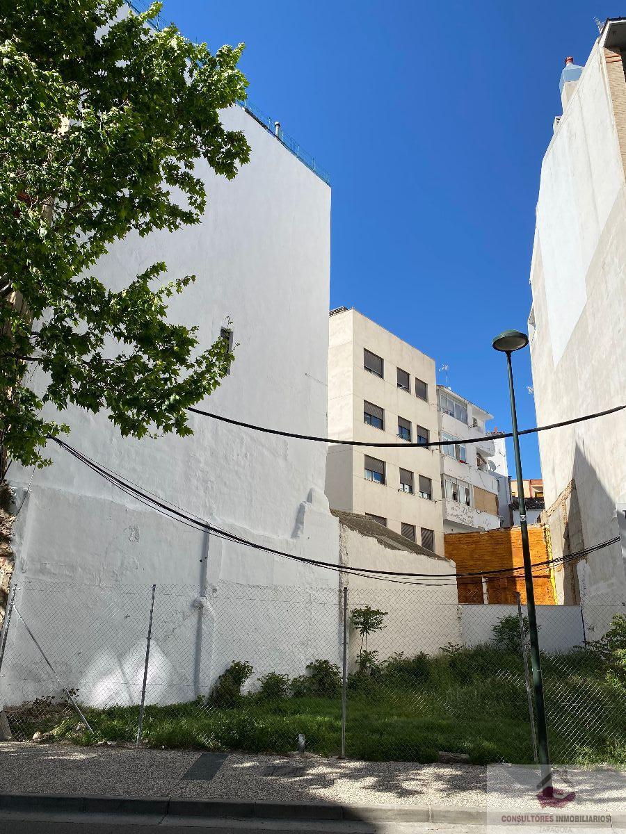 Venta de terreno en Zaragoza
