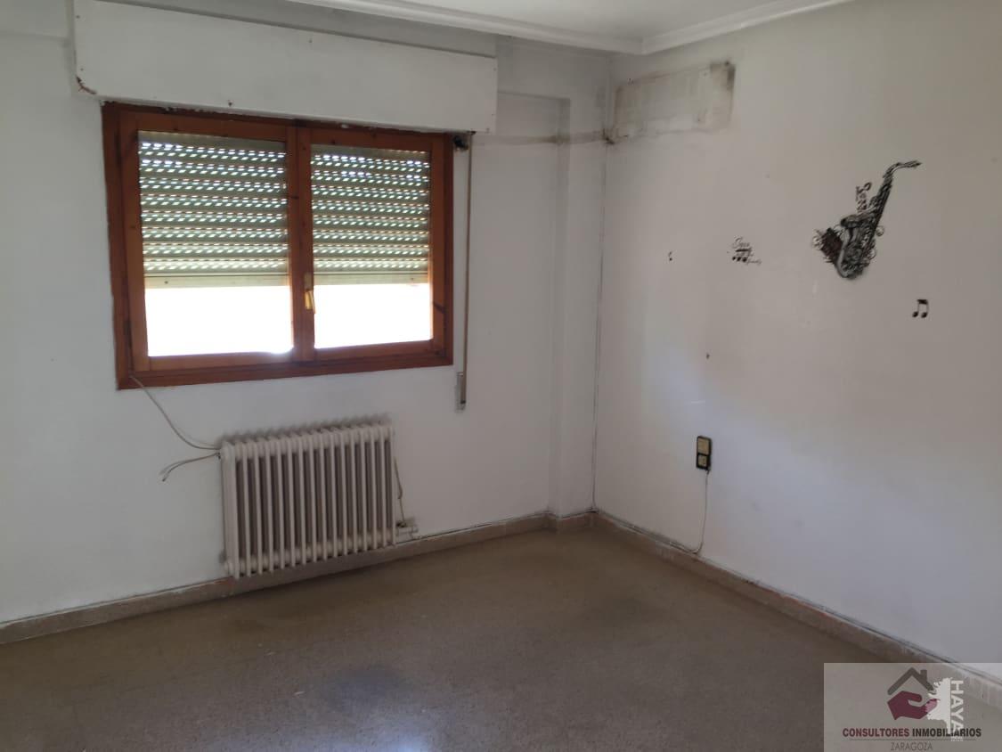 For sale of flat in CALATAYUD