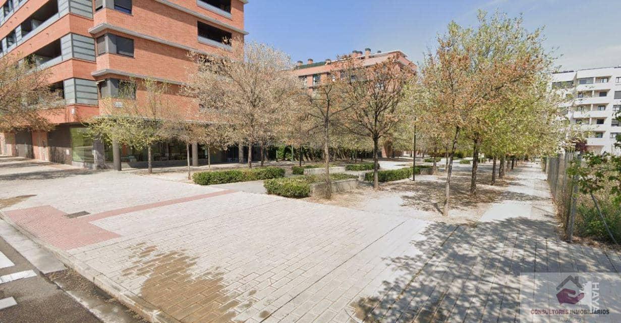 For sale of office in Zaragoza