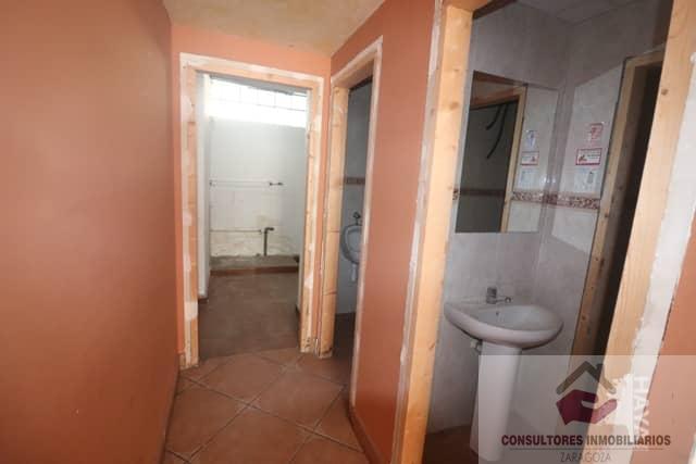 Venta de local en Zaragoza