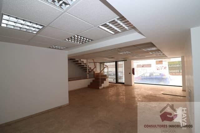 Venta de local comercial en Zaragoza