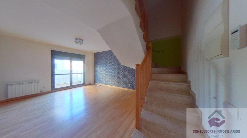 For sale of flat in MUELA (LA)