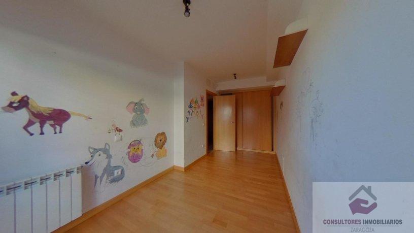 For sale of flat in MUELA (LA)