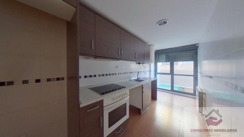 For sale of flat in MUELA (LA)