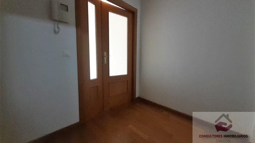 For sale of flat in Zaragoza