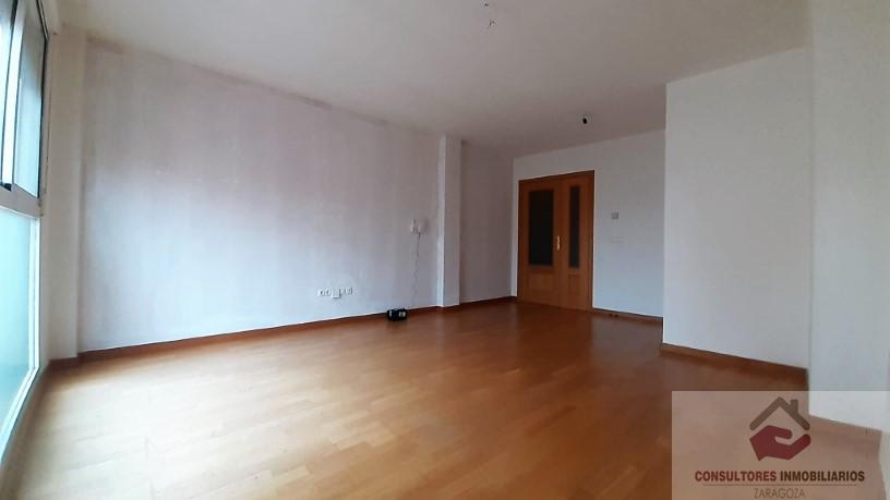 For sale of flat in Zaragoza