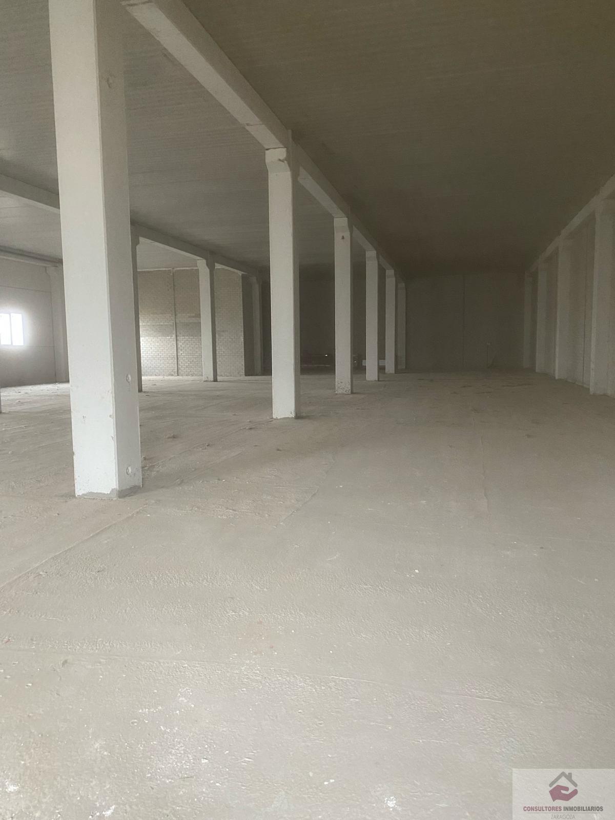 For sale of commercial in Zaragoza