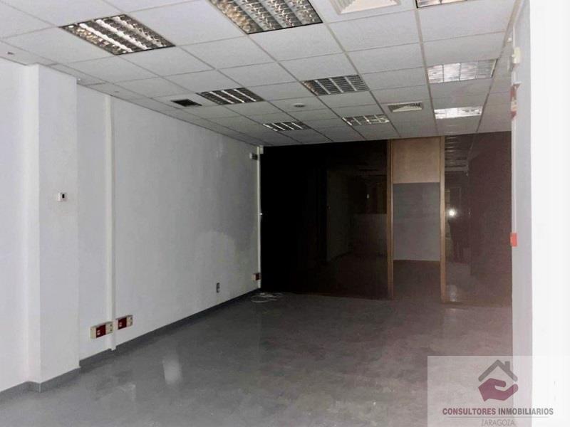 For sale of commercial in Zaragoza