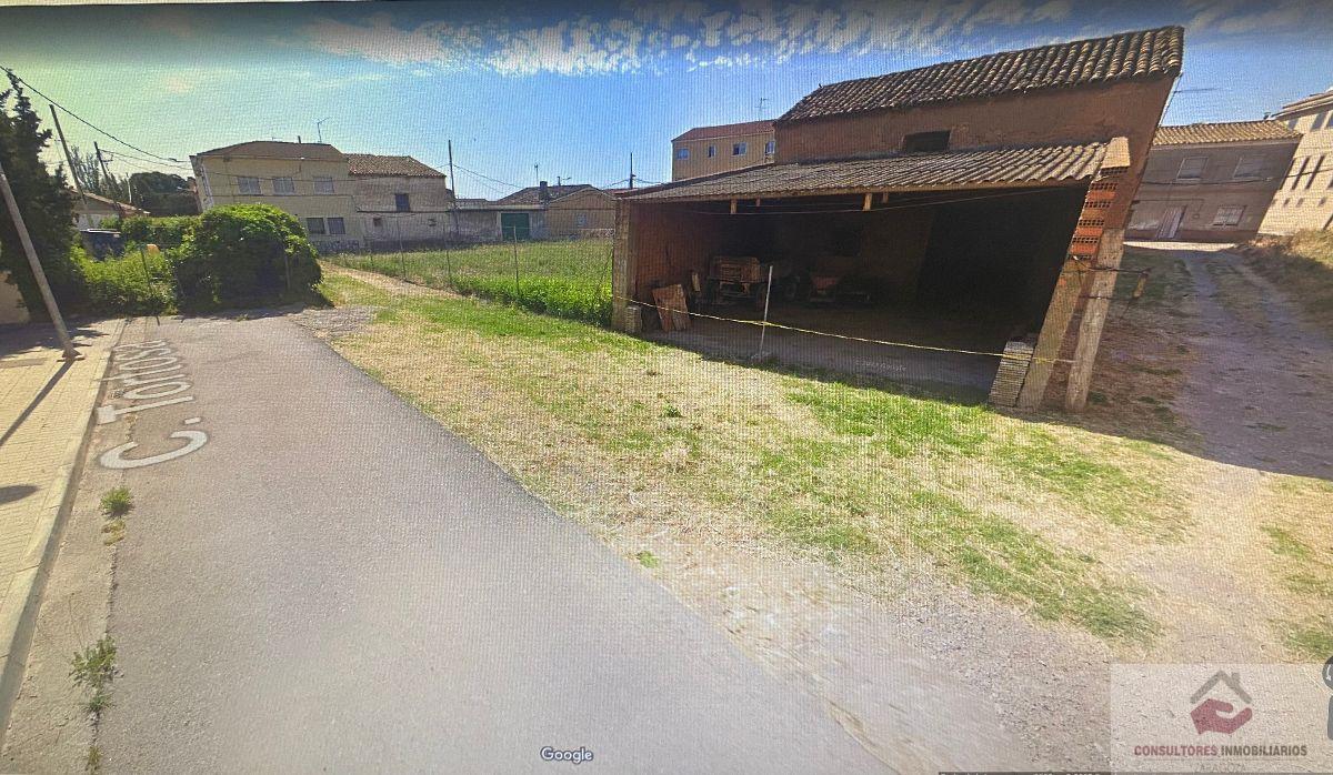 Venta de terreno en UTEBO