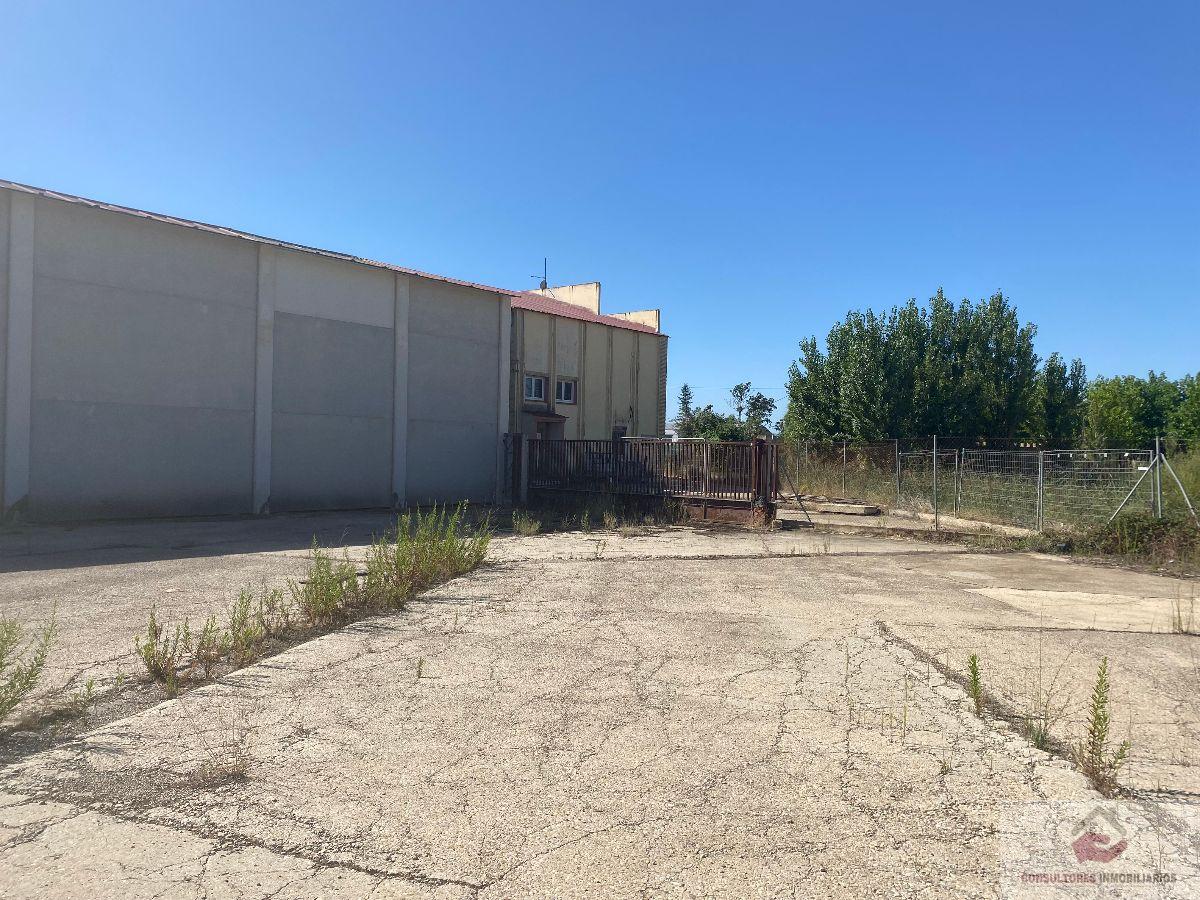 Venta de nave industrial en Alcañiz