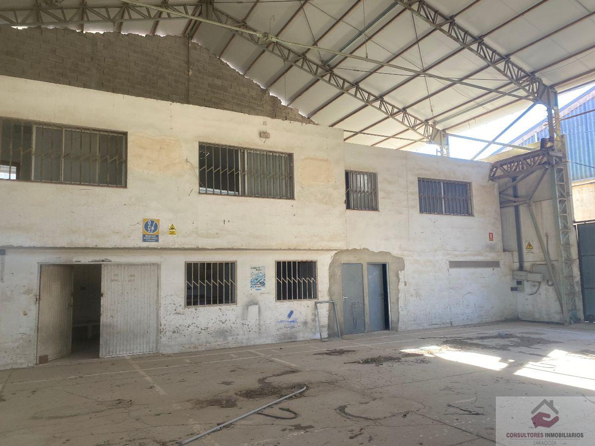 For sale of industrial plant/warehouse in Alcañiz