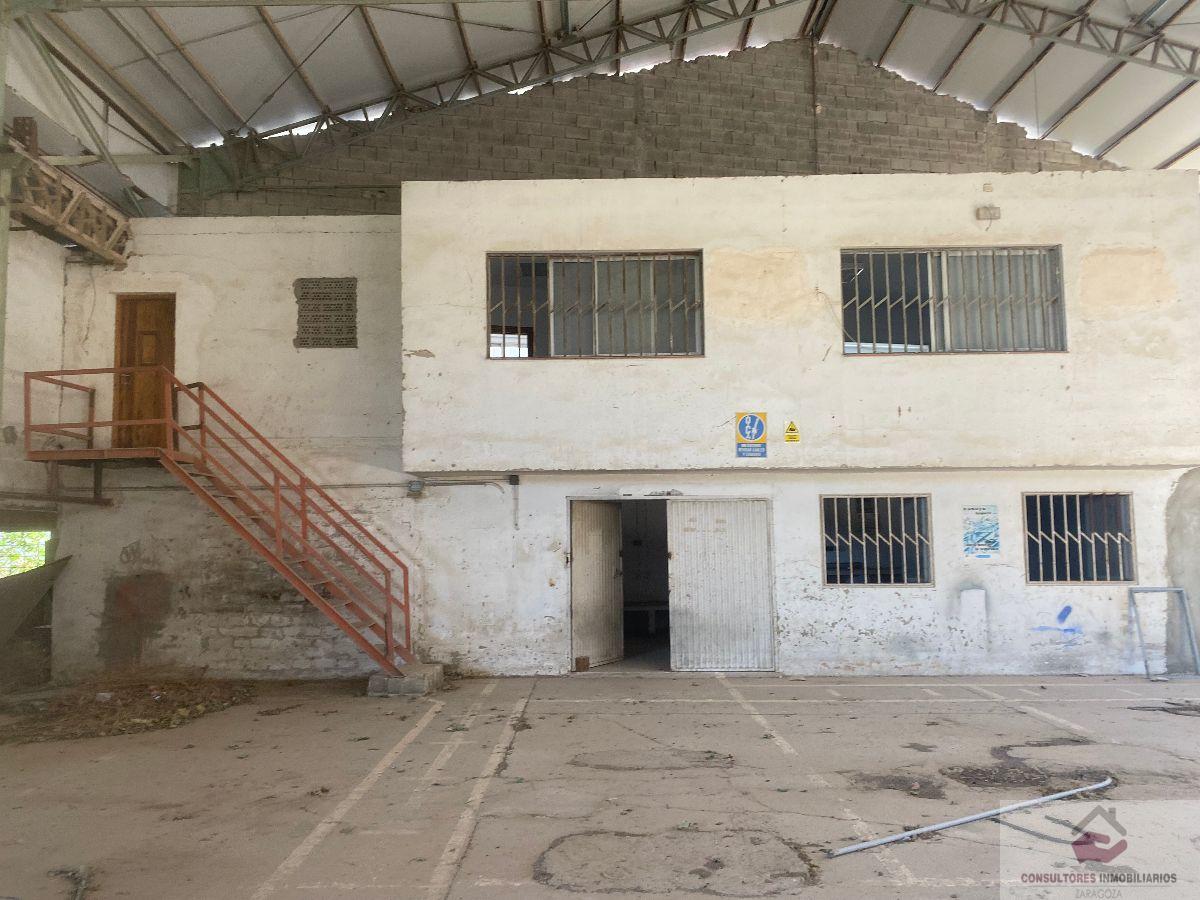 For sale of industrial plant/warehouse in Alcañiz