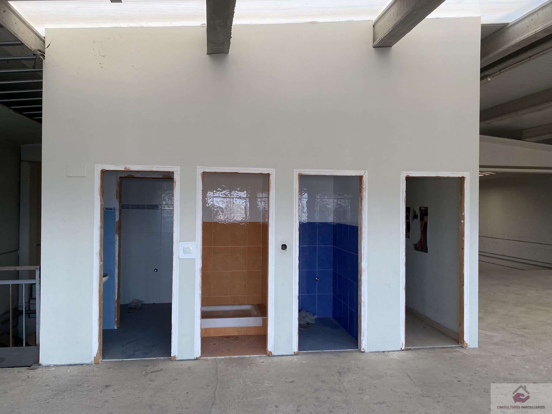 For sale of industrial plant/warehouse in UTEBO