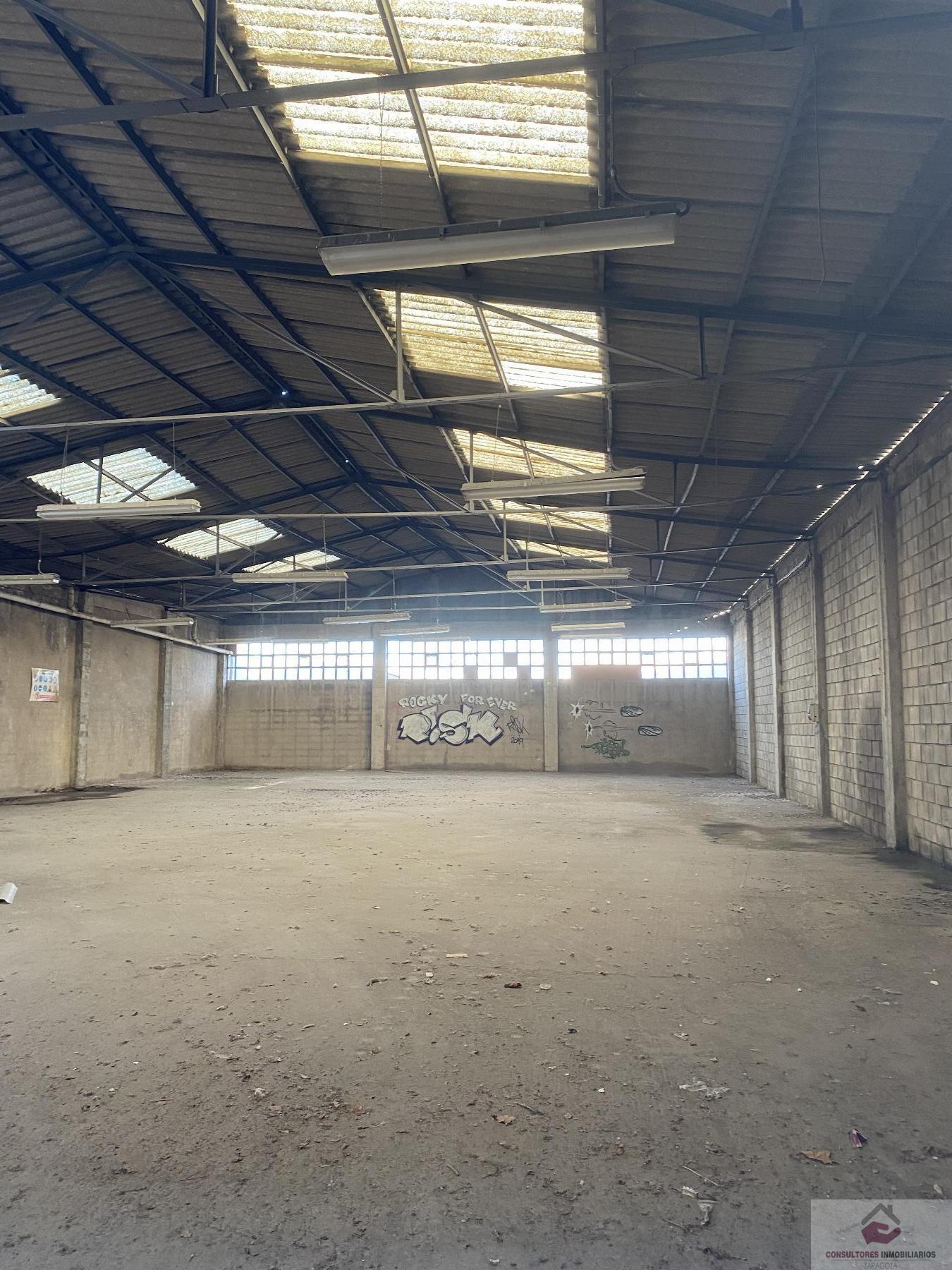 For sale of industrial plant/warehouse in Cuarte de Huerva