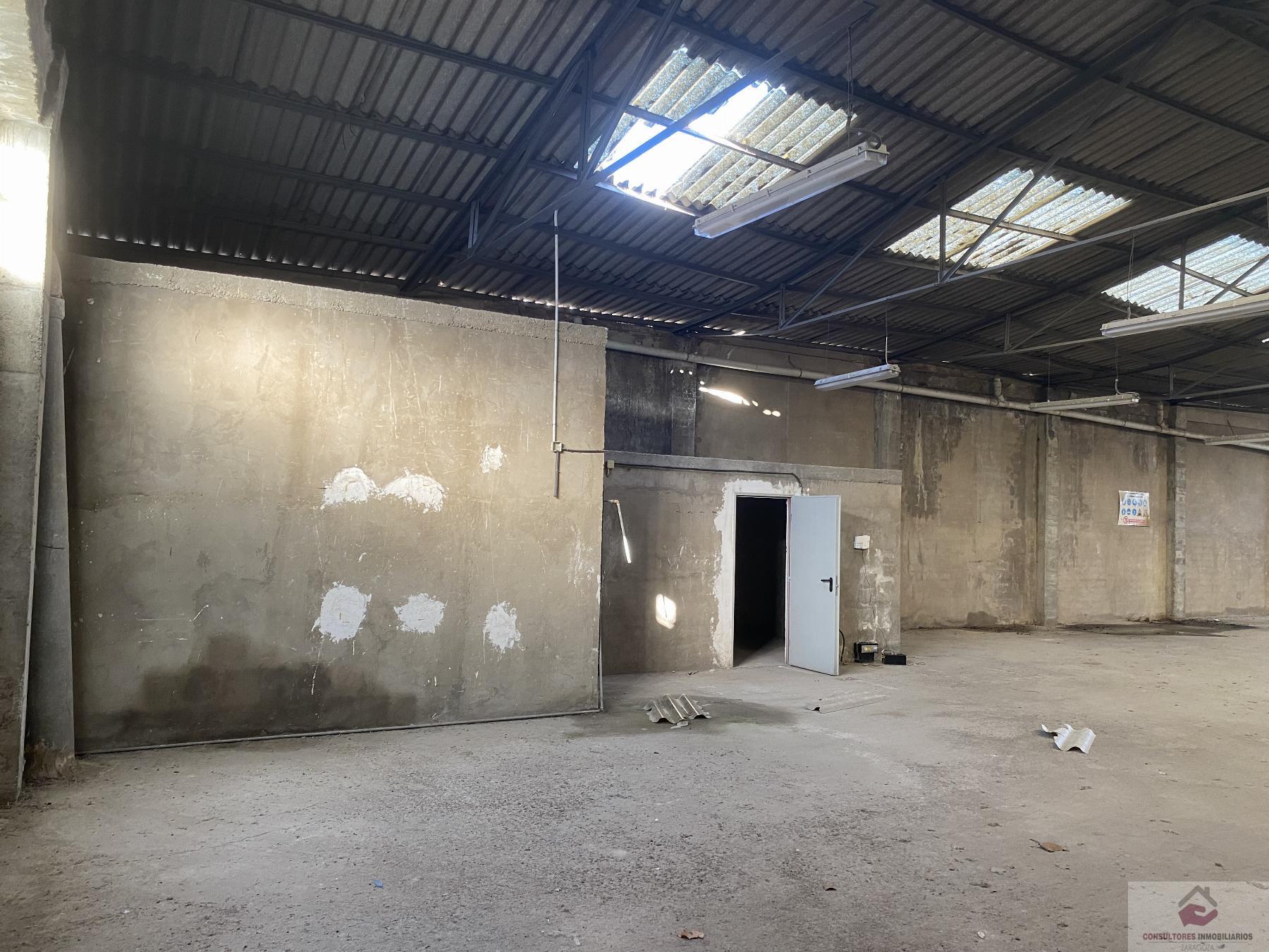 For sale of industrial plant/warehouse in Cuarte de Huerva