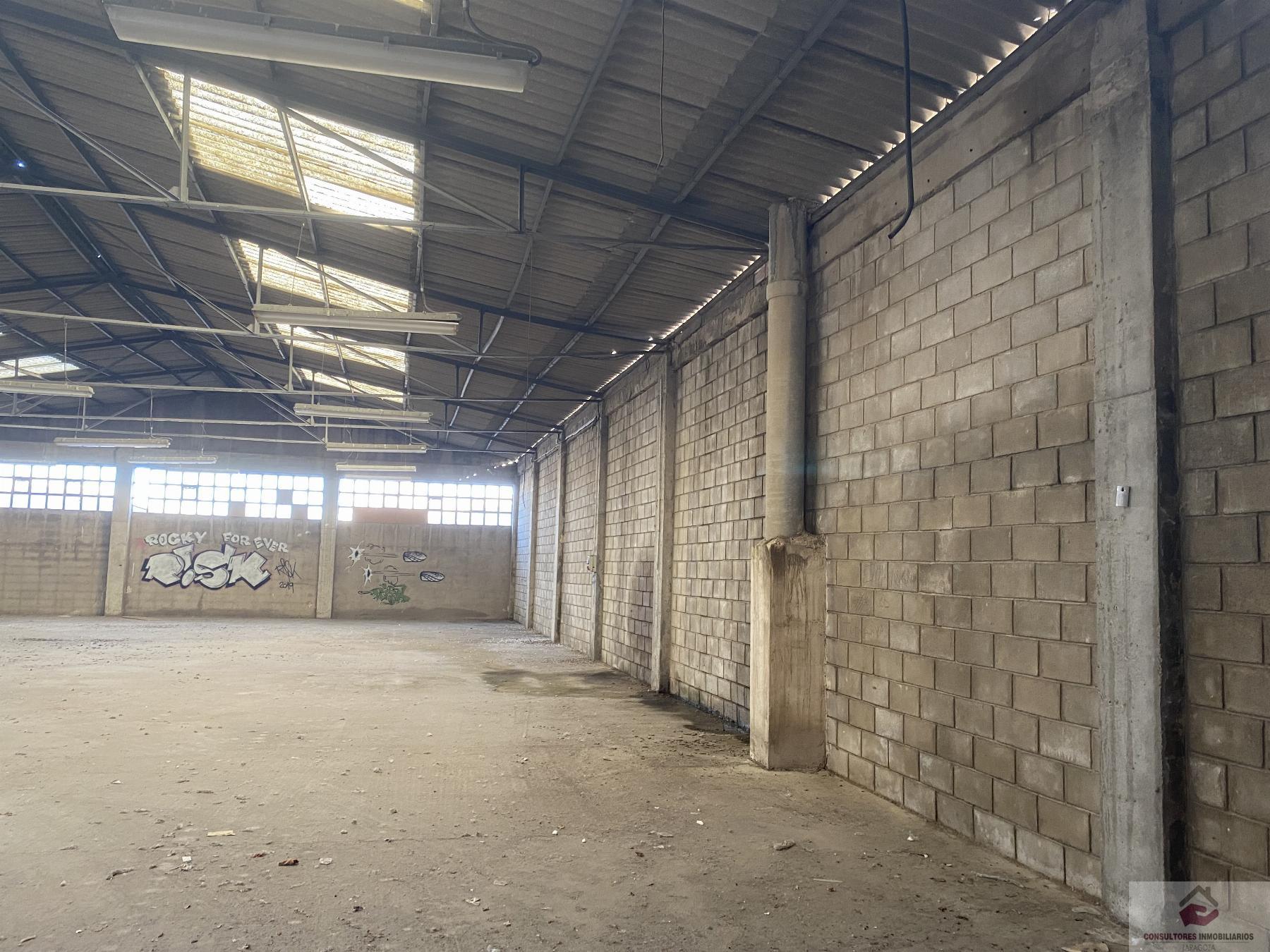 For sale of industrial plant/warehouse in Cuarte de Huerva
