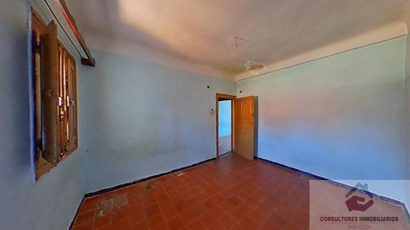 For sale of villa in ARIZA