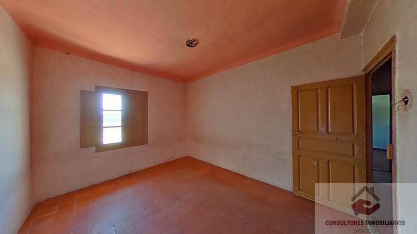 For sale of villa in ARIZA